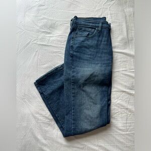 Levi’s men’s 541 blue jeans W 31 and L 32